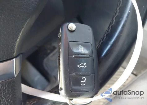 2014 Volkswagen Jetta Sportwagen 2.0L Tdi z USA, uszkodzony, nr VIN 3VWPL7AJ1EM619911